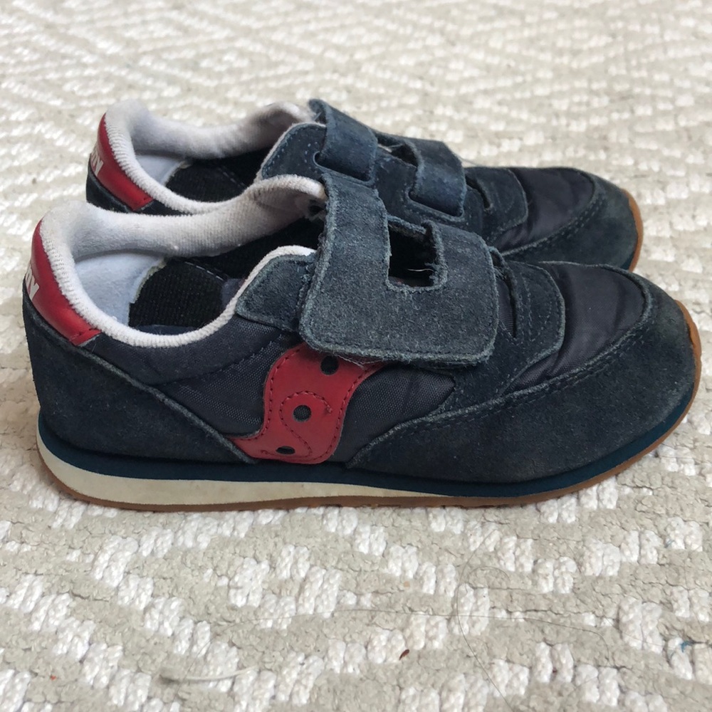Toddler Saucony Jazz shoes